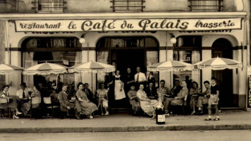 Cafe du Palais food