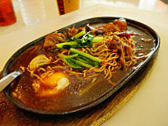 Sizzling Claypot (stall No 02) food