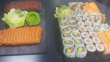 Lady Sushi food