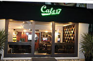 Cafe 17 inside