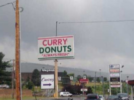 Curry Donuts outside