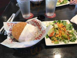 Red Robin Gourmet Burgers And Brews food