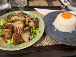 Le Muang Thai Restaurant food