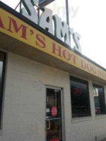 Sam's Hotdog's food