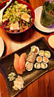 Kyodaina Poke Sushi food