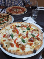 Pizzeria La Stellina food