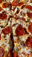 Tumby's Pizza food