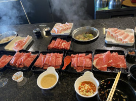 Muu Shabu food