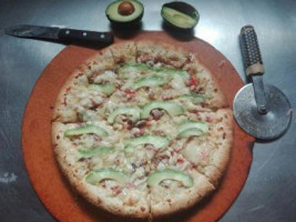 Tauros Pizza food