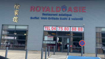 Royal D'asie food