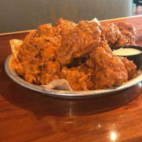 Hooters food