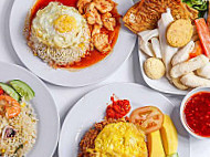 Anika Thai (lotus Cheng) food