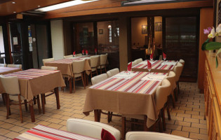 Restaurant Pizzeria la Felicita Sarl inside