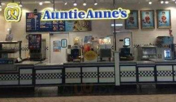 Auntie Anne's inside