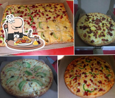 Shadday's Pizzas food