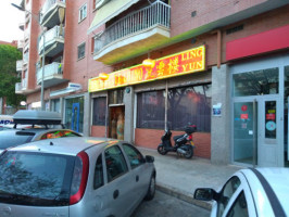 Ling Yun Restaurante outside