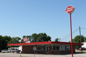 Dairy Queen outside