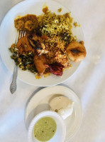 Paradise Indian Cuisine food