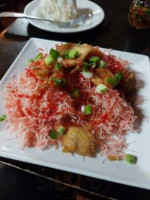 Nariya Thai Cuisine food