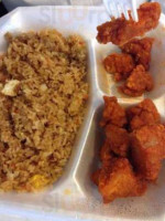 Wings 'n ' Rice food
