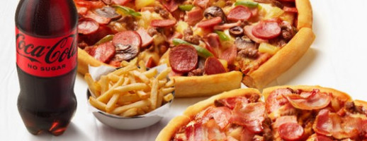 Pizza Hut Aspley food