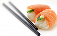 Wakame Sushi London food