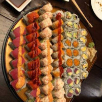 Sushi Para 88 food