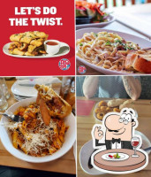 Boston Pizza food