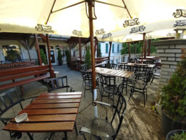 Est Presszo À l'intérieur