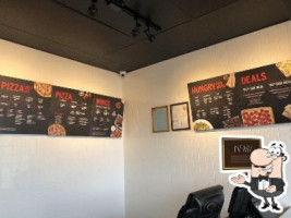 Pizza Hut Coaldale menu