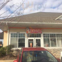 Dunkin Donuts outside