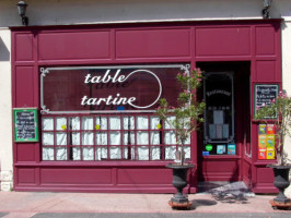 La Table Tartine inside