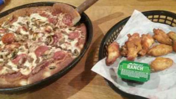 Pizza Hut food