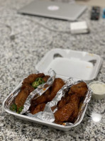 Socal Wings inside