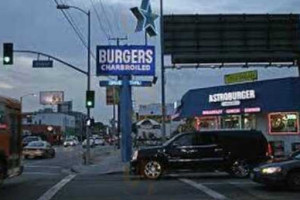 Astro Burgers outside