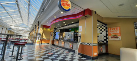 Burger King outside