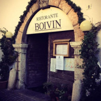 Enoteca Boivin outside