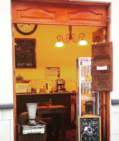 Cafe Lojano inside