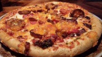 Mackenzie River Pizza, Grill Pub food