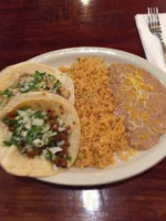 Leo's Mexican Grill food