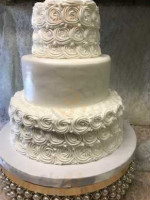 Caro's Cakes Catering Inc food