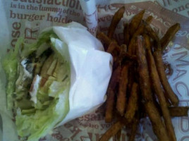 Red Robin Gourmet Burgers And Brews food