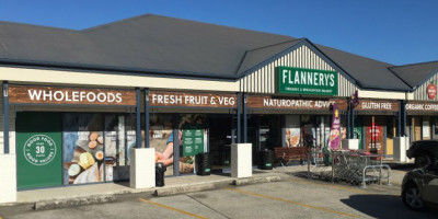 Flannerys Natural And Organic Supermarket- Chermside outside