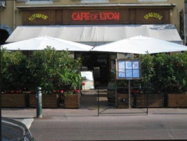 Cafe de Lyon food