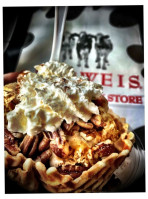 Oberweis Ice Cream And Dairy Store food