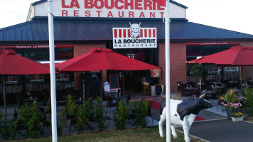 La Boucherie outside