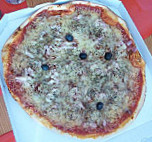 Pizza Henry food