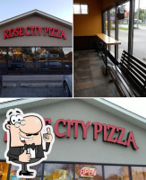Rose City Pizzeria outside