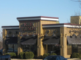 Ruby Tuesday outside