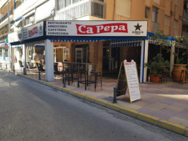 Ca Pepa outside